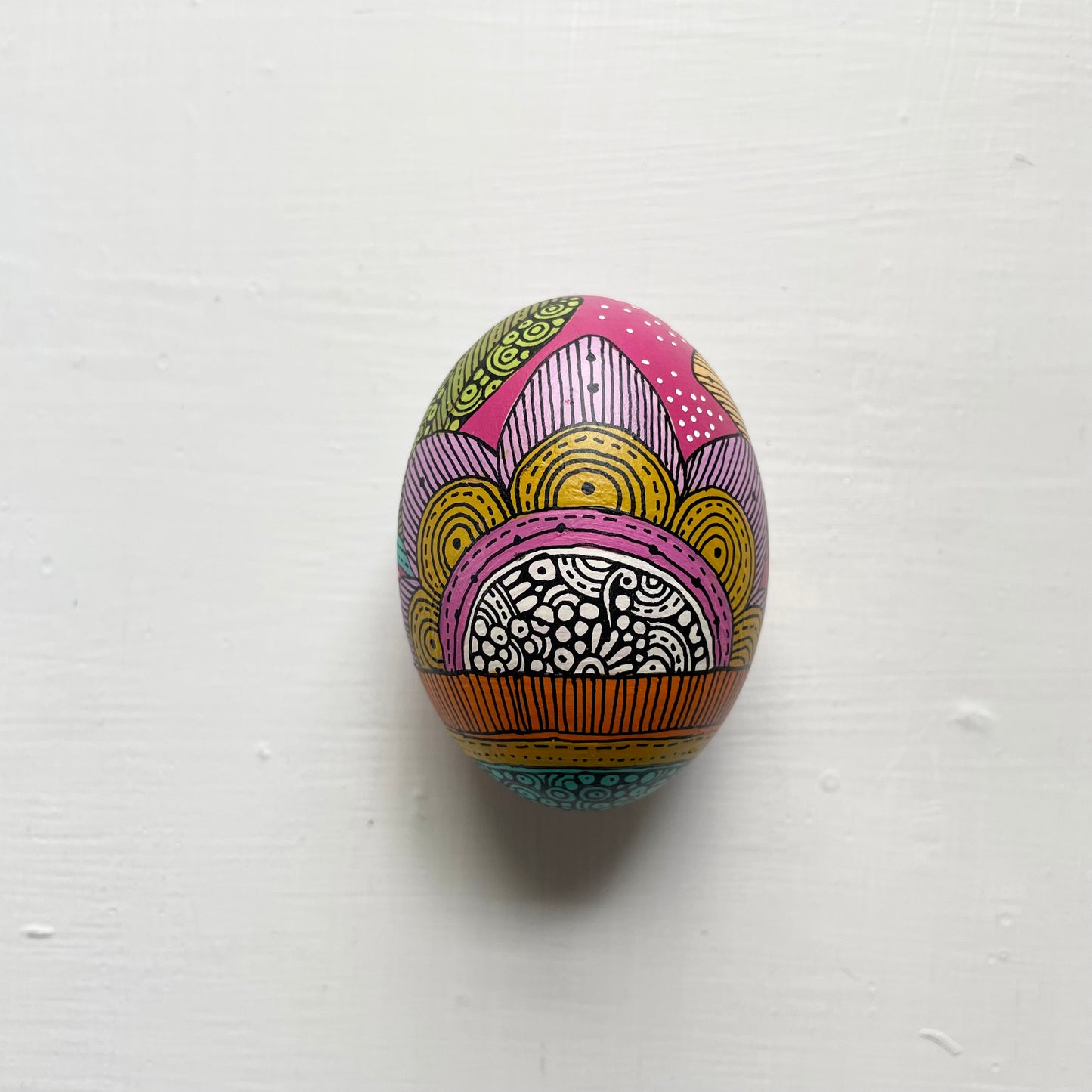Hand-Painted Wood Easter Egg: Pen & Ink Floral Decor - 3