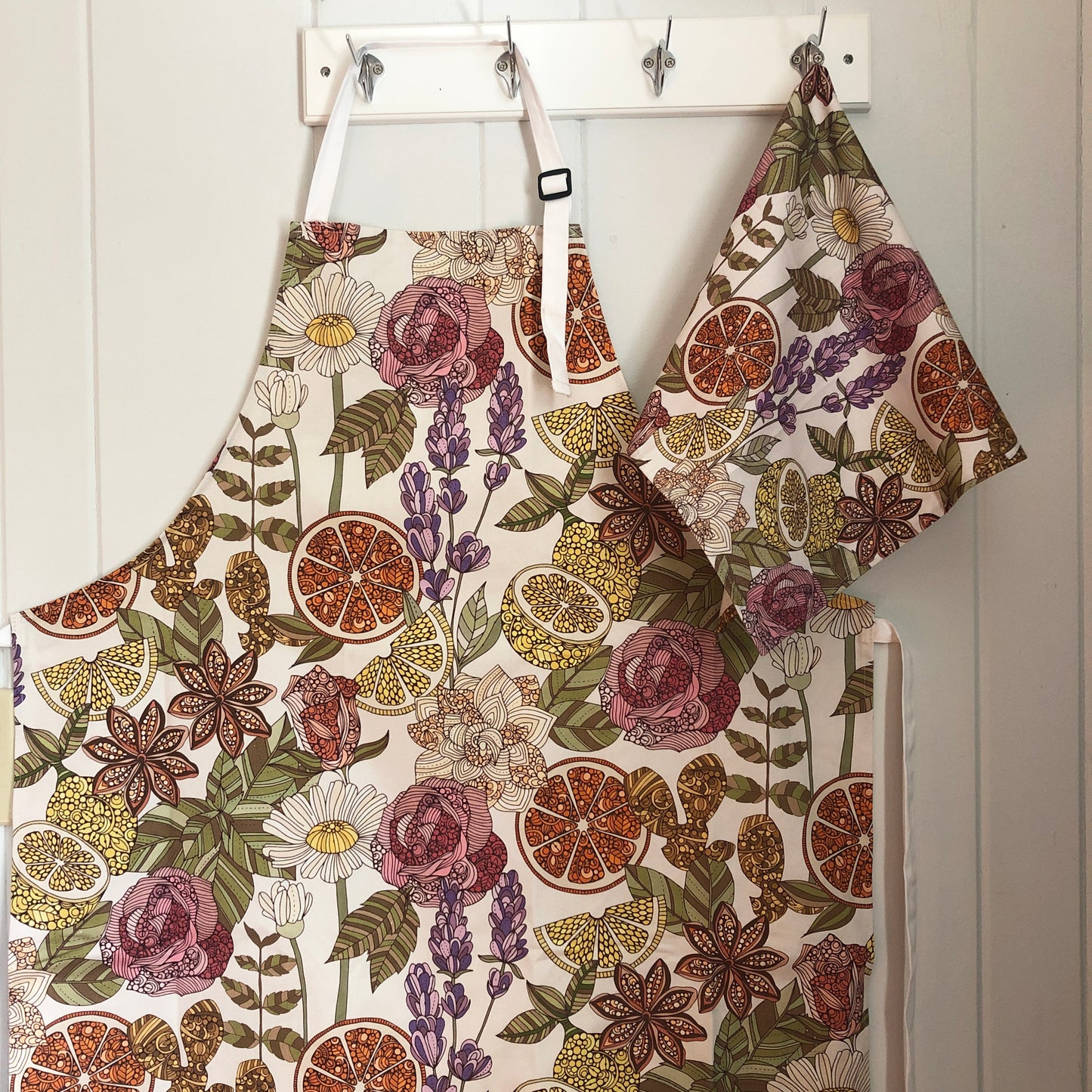 SAMPLE SALE - Aromatherapy- Apron